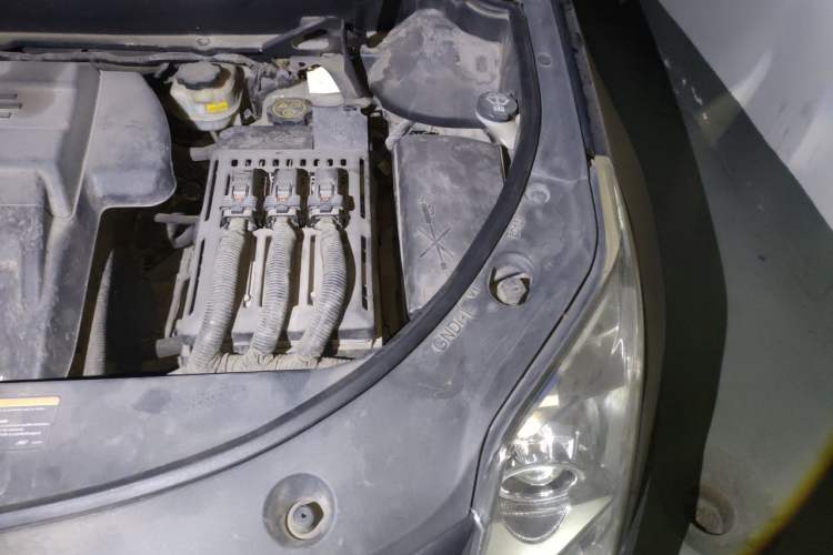 Used Cadillac SRX 2014 3.0L Elite Model Engine Bay Left