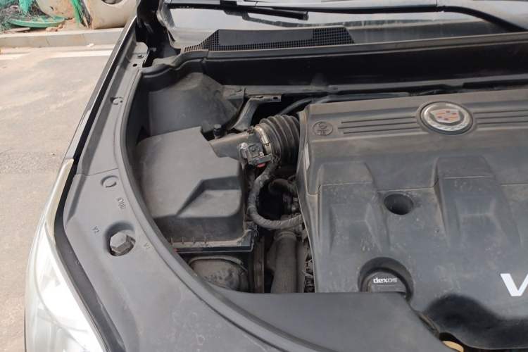Used Cadillac SRX 2014 3.0L Elite Model Engine Bay Right