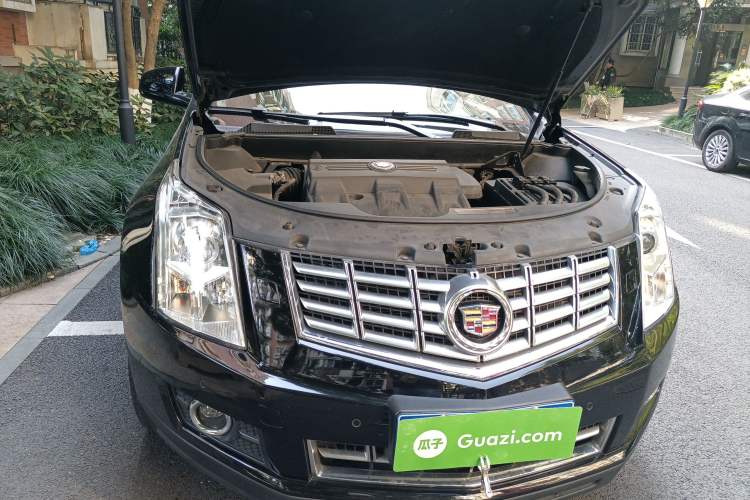 Used Cadillac SRX 2014 3.0L Elite Model Engine Bay Right