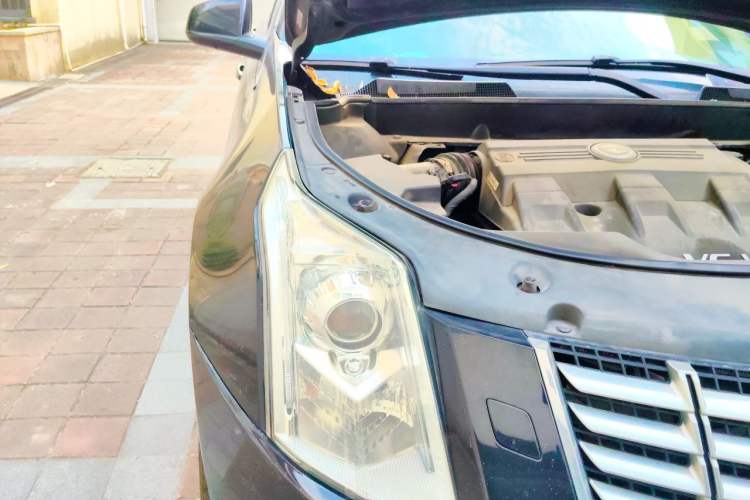 Used Cadillac SRX 2014 3.0L Leading Model Engine Bay Right