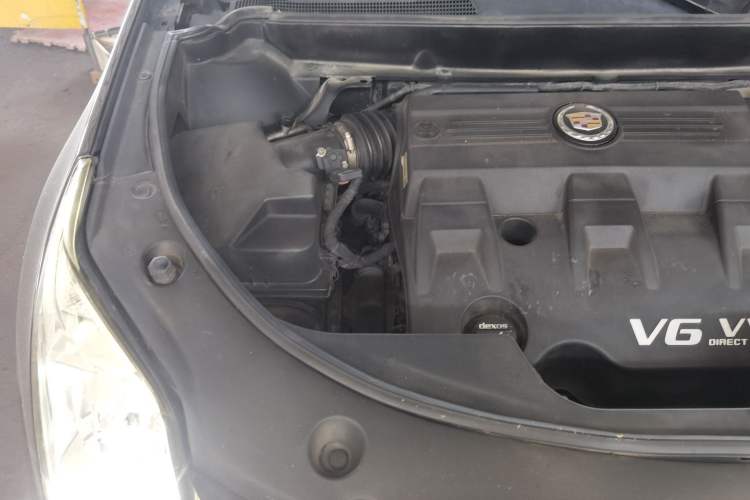 Used Cadillac SRX 2014 3.0L Luxury Model Engine Bay Right