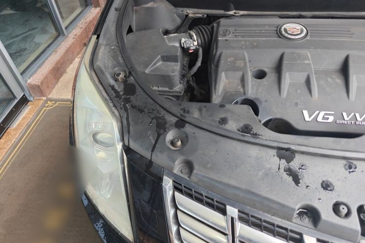 Used Cadillac SRX 2014 3.0L Elite Model Engine Bay Right