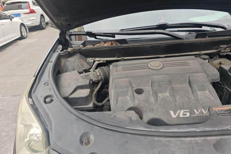 Used Cadillac SRX 2014 3.0L Elite Model Engine Bay Right