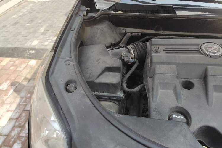 Used Cadillac SRX 2014 3.0L Elite Model Engine Bay Right