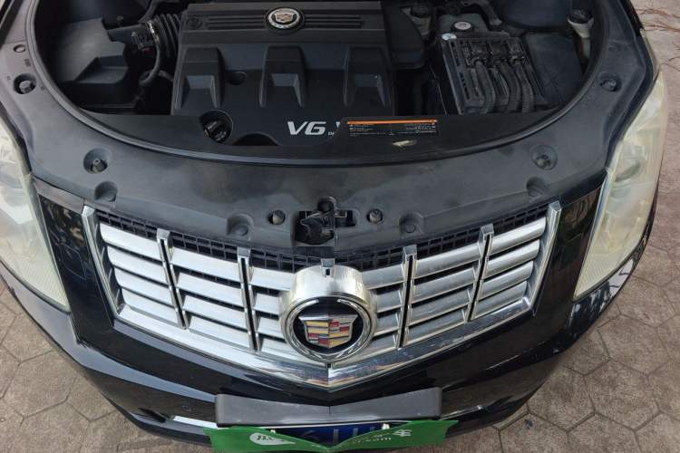 Used Cadillac SRX 2014 3.0L Elite Model Engine Bay