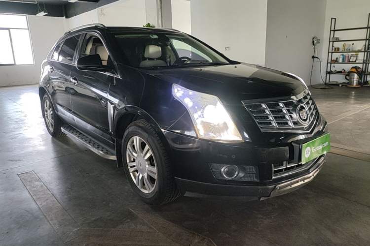 Used Cadillac SRX 2014 3.0L Elite Model Front Right 45 Deg