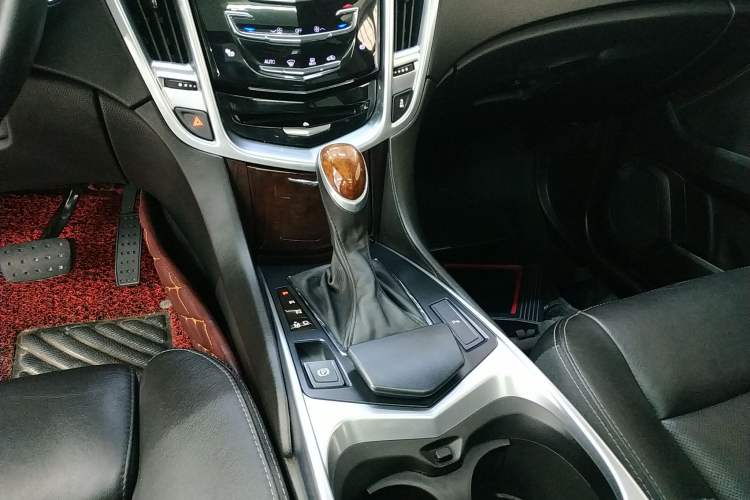 Used Cadillac SRX 2014 3.0L Leading Model Gear Lever