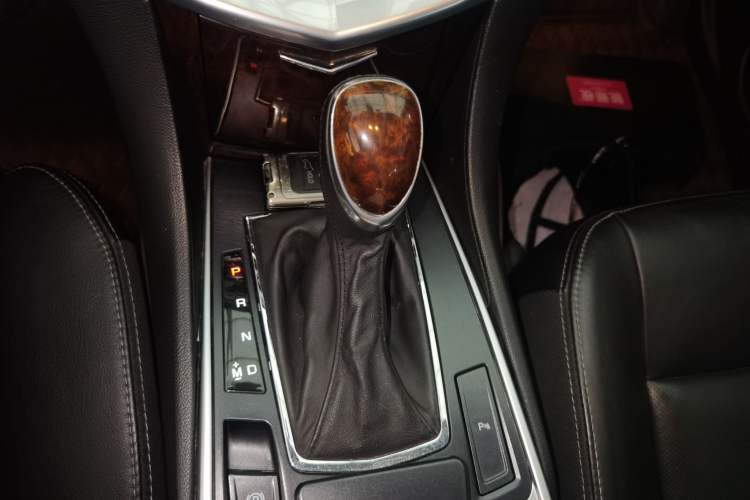 Used Cadillac SRX 2014 3.0L Luxury Model Gear Lever