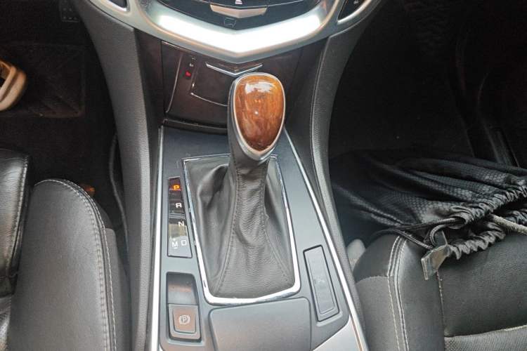 Used Cadillac SRX 2014 3.0L Luxury Model Gear Lever