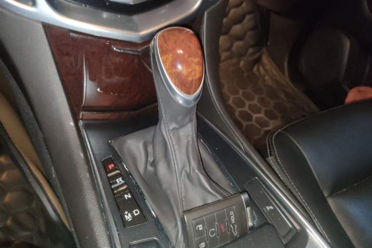 Used Cadillac SRX 2014 3.0L Elite Model Gear Lever