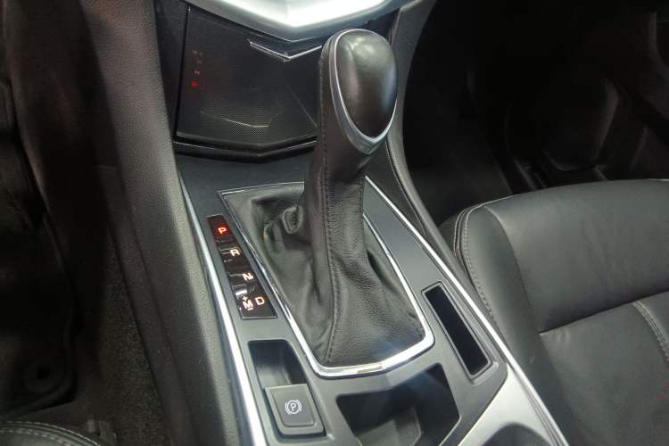 Used Cadillac SRX 2014 3.0L Comfort Model Gear Lever