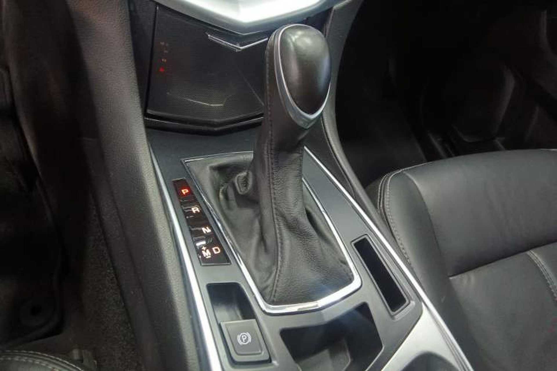 Used Cadillac SRX 2014 3.0L Comfort Model Gear Lever