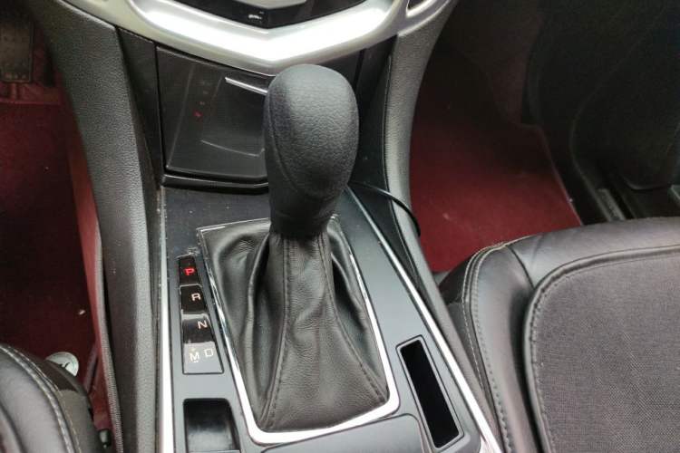 Used Cadillac SRX 2014 3.0L Comfort Model Gear Lever
