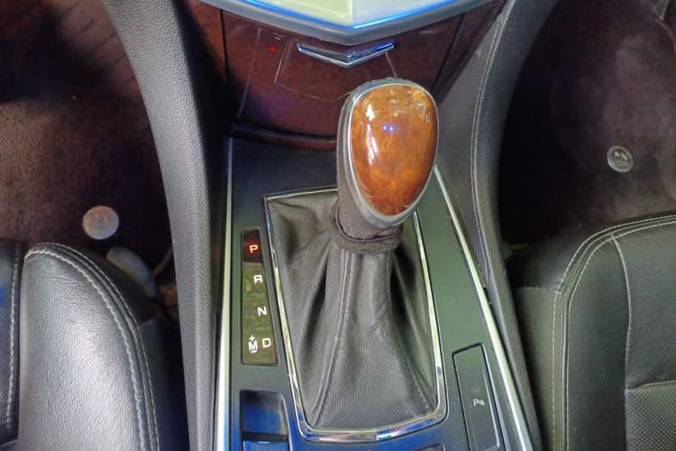 Used Cadillac SRX 2014 3.0L Luxury Model Gear Lever