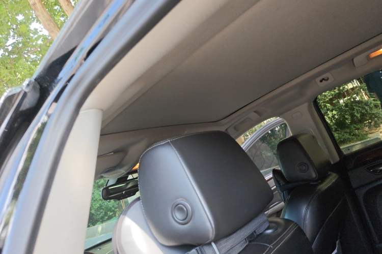 Used Cadillac SRX 2014 3.0L Leading Model Headliner