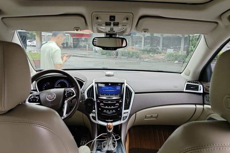 Used Cadillac SRX 2014 3.0L Luxury Model Headliner