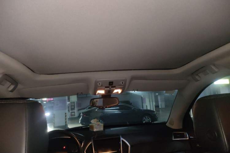 Used Cadillac SRX 2014 3.0L Elite Model Headliner