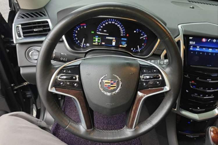 Used Cadillac SRX 2014 3.0L Elite Model Interior 2
