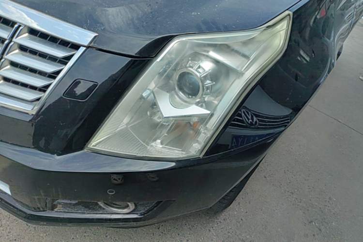 Used Cadillac SRX 2014 3.0L Elite Model Left Front Headlight