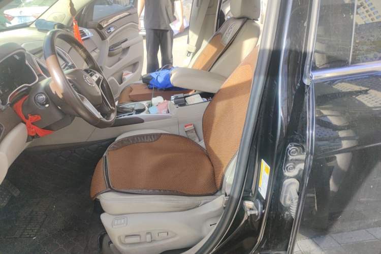 Used Cadillac SRX 2014 3.0L Elite Model Left Front Seat