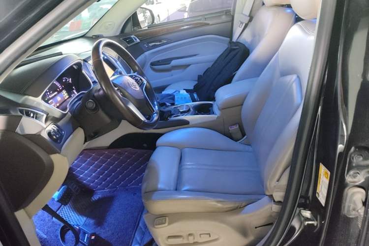 Used Cadillac SRX 2014 3.0L Elite Model Left Front Seat