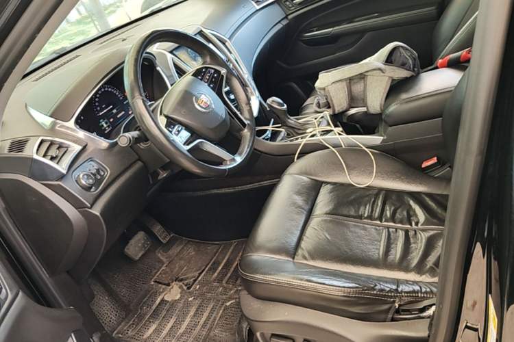 Used Cadillac SRX 2014 3.0L Comfort Model Left Front Seat