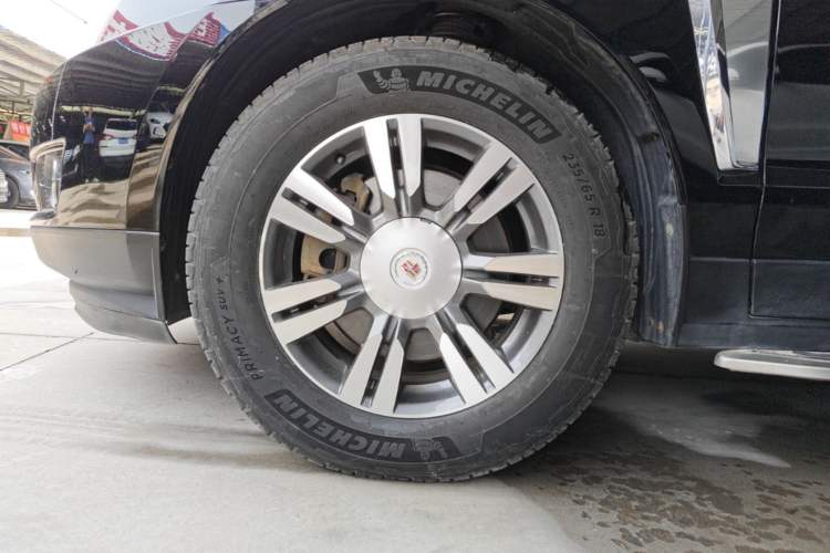 Used Cadillac SRX 2014 3.0L Elite Model Left Front Wheel Hub