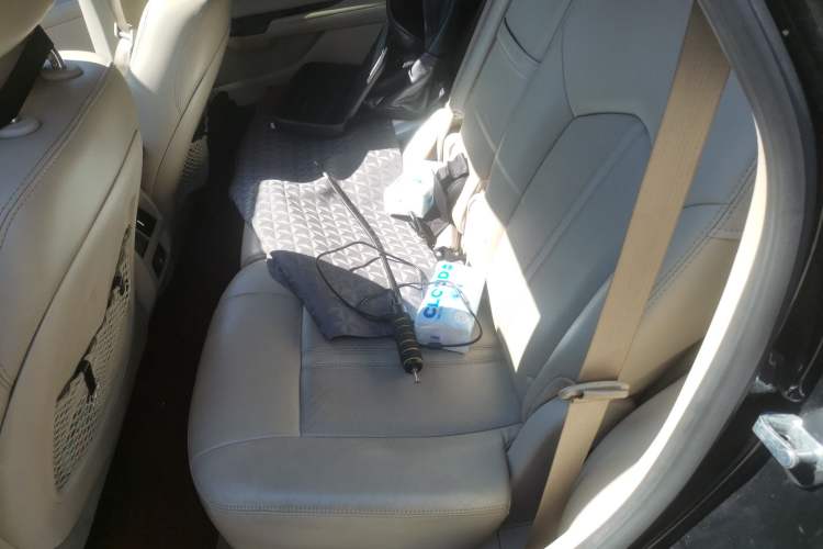 Used Cadillac SRX 2014 3.0L Leading Model Left Rear Seat