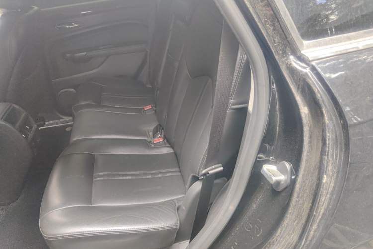 Used Cadillac SRX 2014 3.0L Elite Model Left Rear Seat