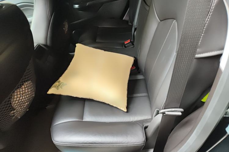 Used Cadillac SRX 2014 3.0L Comfort Model Left Rear Seat