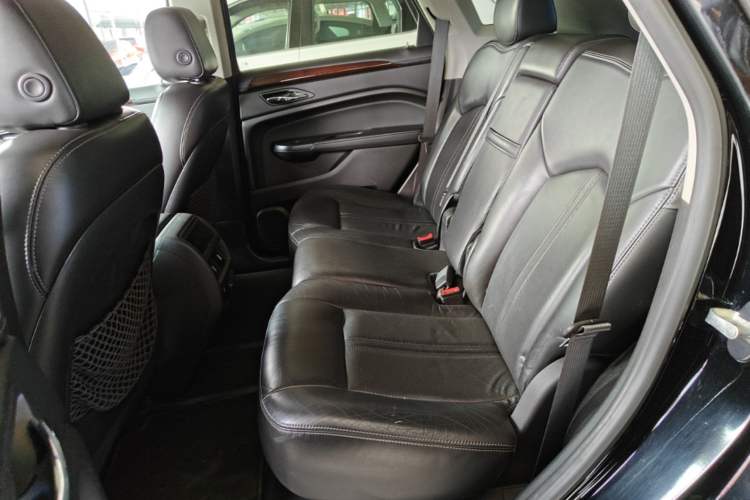 Used Cadillac SRX 2014 3.0L Elite Model Left Rear Seat