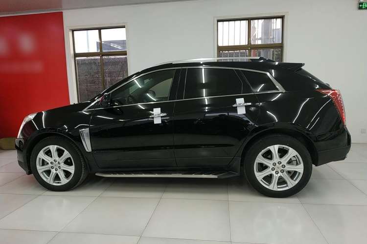 Used Cadillac SRX 2014 3.0L Leading Model Left Side