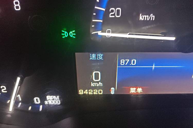 Used Cadillac SRX 2014 3.0L Comfort Model Odometer Close Up