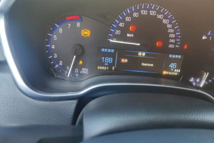 Used Cadillac SRX 2014 3.0L Comfort Model Odometer Close Up