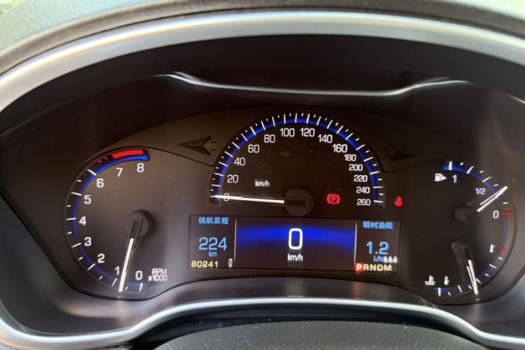 Used Cadillac SRX 2014 3.0L Comfort Model Odometer Close Up