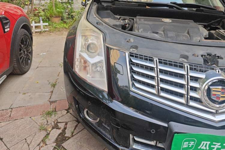 Used Cadillac SRX 2014 3.0L Luxury Model Right Front Headlight