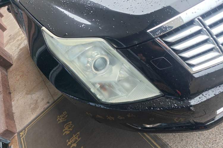 Used Cadillac SRX 2014 3.0L Elite Model Right Front Headlight