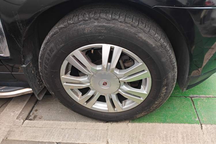 Used Cadillac SRX 2014 3.0L Comfort Model Right Front Wheel Hub