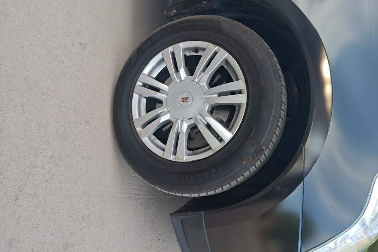 Used Cadillac SRX 2014 3.0L Elite Model Right Front Wheel Hub