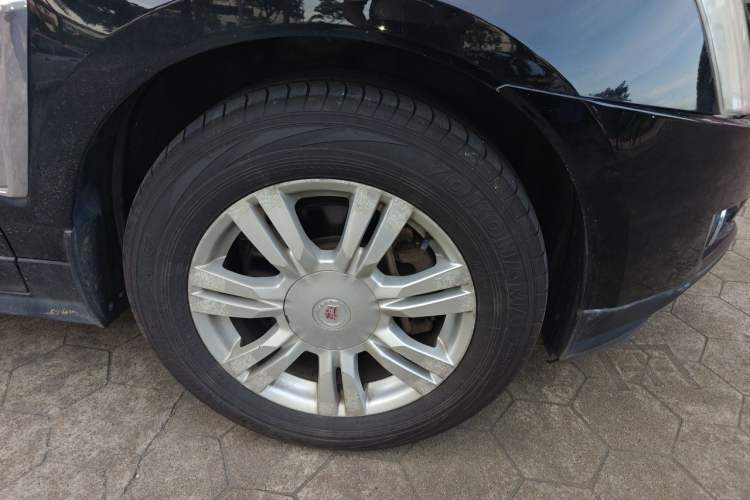 Used Cadillac SRX 2014 3.0L Elite Model Right Front Wheel Hub