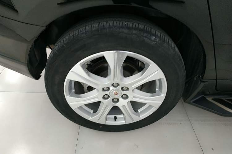 Used Cadillac SRX 2014 3.0L Leading Model Right Rear Wheel Hub
