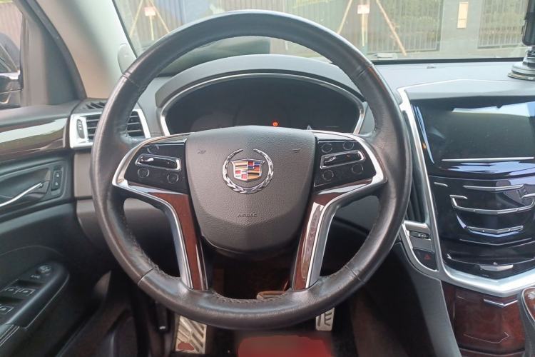 Used Cadillac SRX 2014 3.0L Elite Model Steering Wheel
