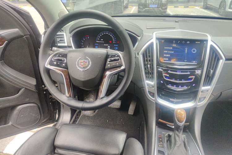 Used Cadillac SRX 2014 3.0L Elite Model Steering Wheel