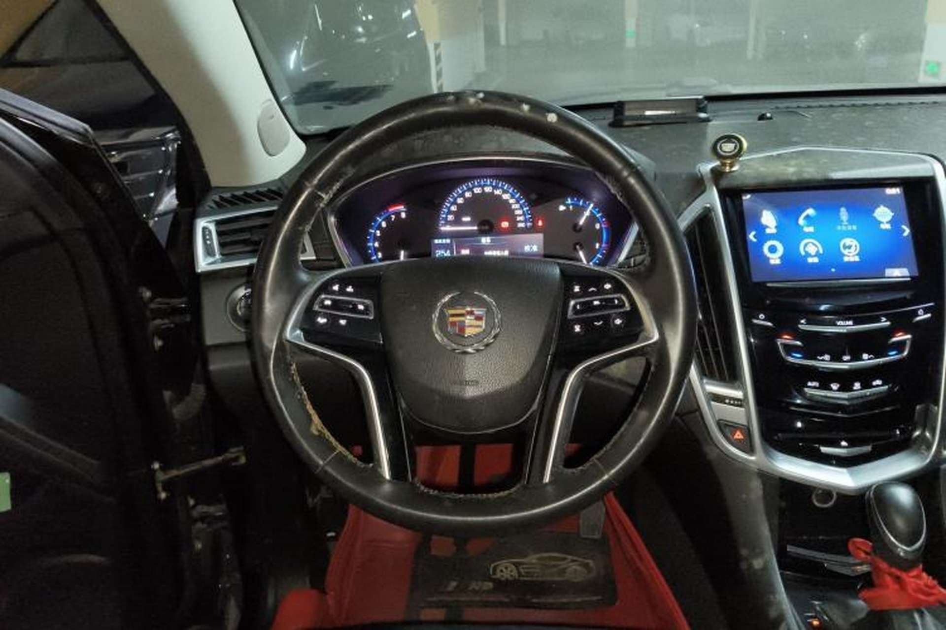 Used Cadillac SRX 2014 3.0L Comfort Model Steering Wheel