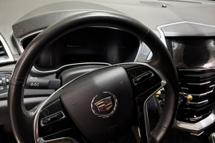 Used Cadillac SRX 2014 3.0L Comfort Model Steering Wheel