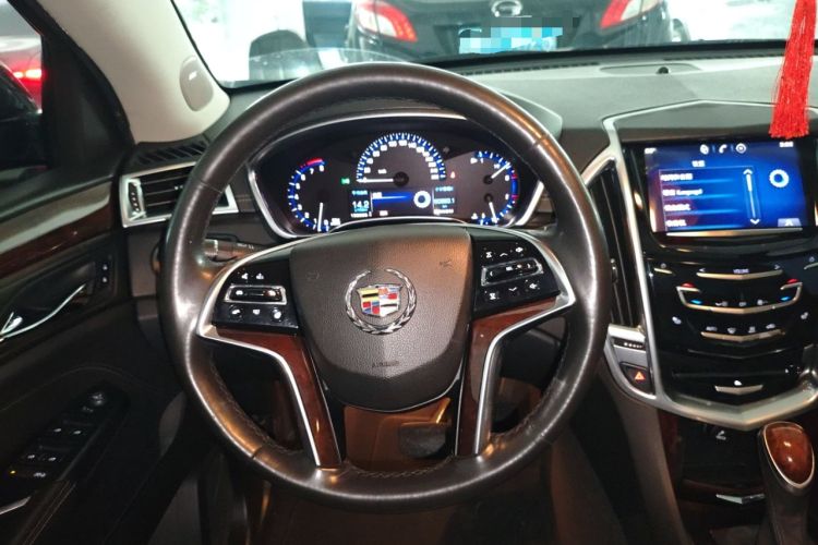 Used Cadillac SRX 2014 3.0L Elite Model Steering Wheel