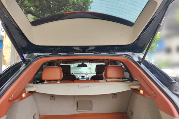 Used Cadillac SRX 2014 3.0L Elite Model Trunk