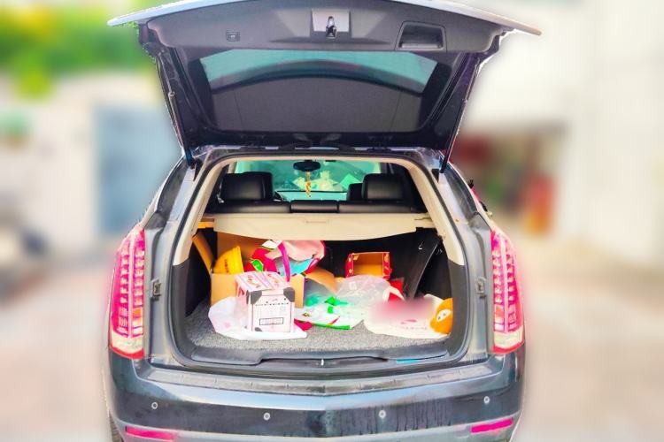 Used Cadillac SRX 2014 3.0L Leading Model Trunk