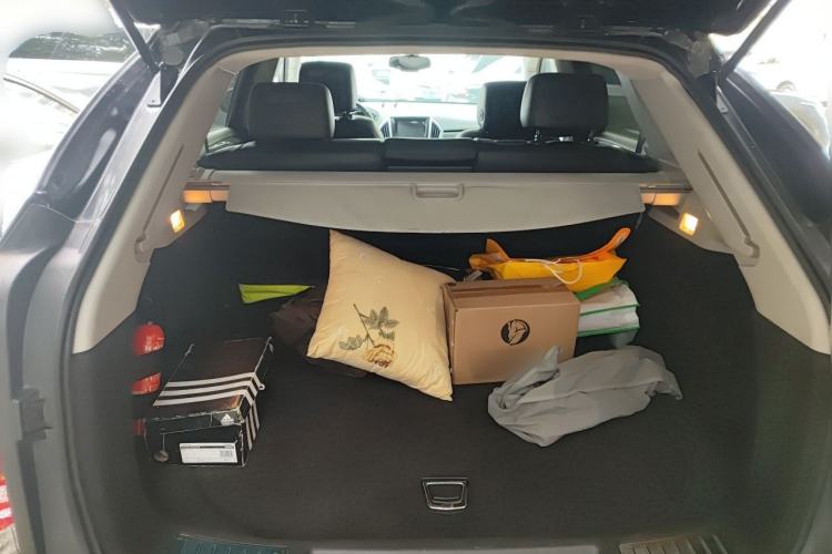 Used Cadillac SRX 2014 3.0L Comfort Model Trunk