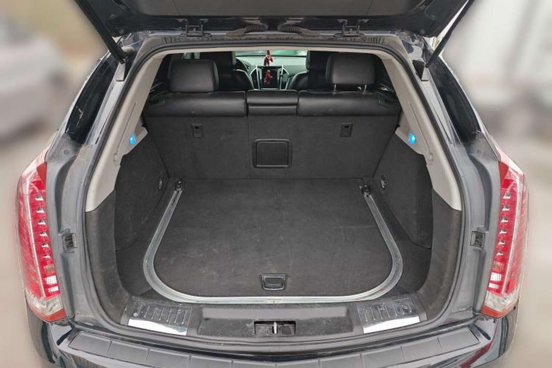 Used Cadillac SRX 2014 3.0L Luxury Model Trunk
